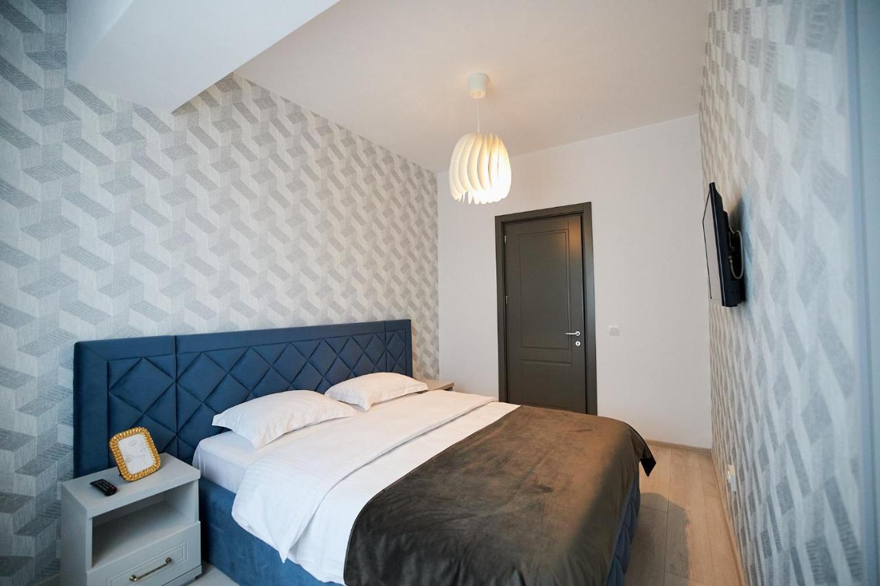 Uptown Apartments Iasi Bagian luar foto