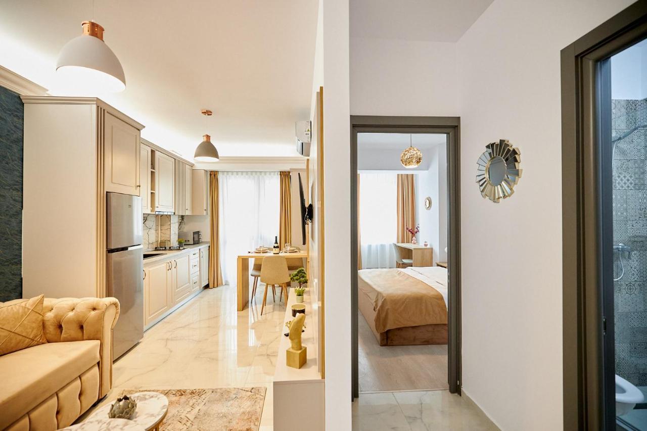Uptown Apartments Iasi Bagian luar foto